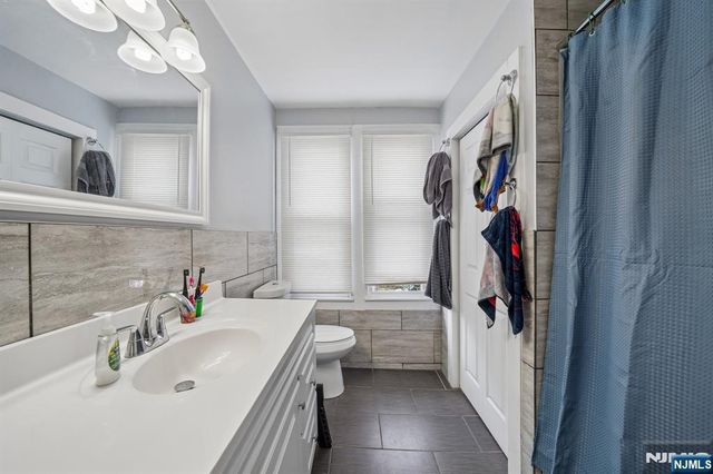 44 State Street, East Orange, NJ 07017