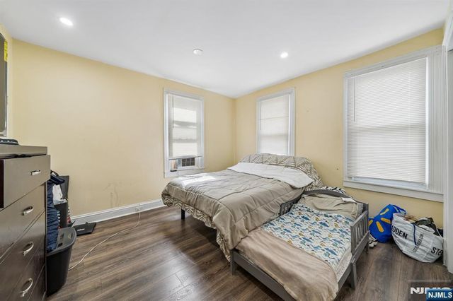 44 State Street, East Orange, NJ 07017