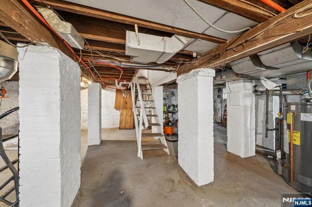 44 State Street, East Orange, NJ 07017