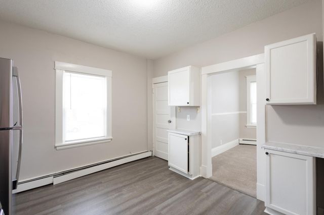 678 Hawthorne Avenue East, Saint Paul, MN 55106