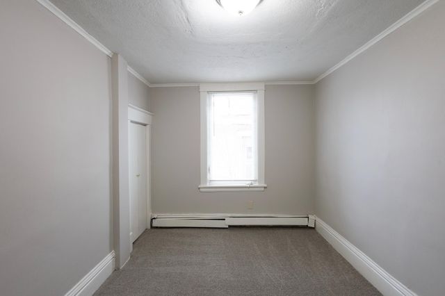 678 Hawthorne Avenue East, Saint Paul, MN 55106