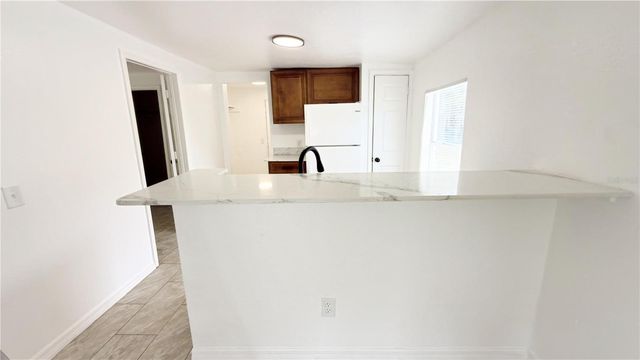 713 SEARS AVENUE NE, Winter Haven, FL 33881