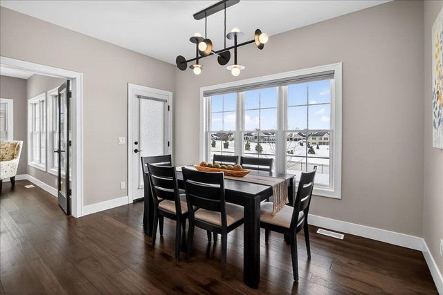 6653 Morning Dew Lane, Sun Prairie, WI 53590