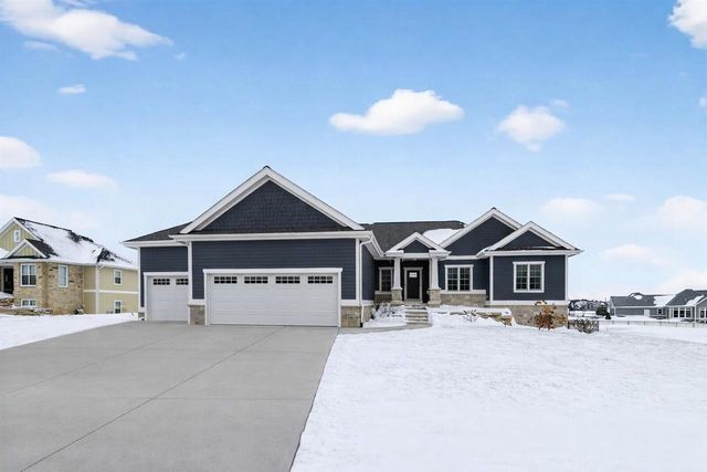6653 Morning Dew Lane, Sun Prairie, WI 53590