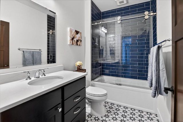 6653 Morning Dew Lane, Sun Prairie, WI 53590