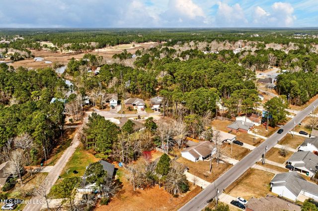 2505 Barbados Drive, Gautier, MS 39553