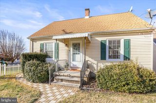 2960 HANOVER PIKE, Hanover, PA 17331