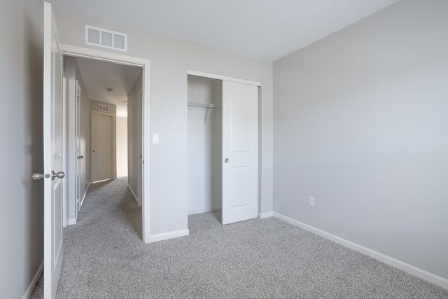 1479 Yosemite Way, Pingree Grove, IL 60140