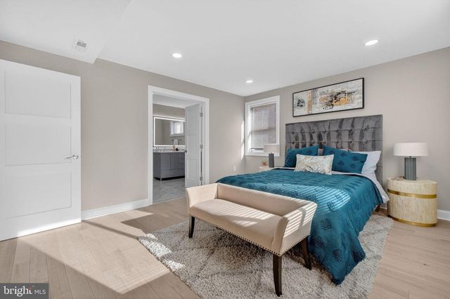 3151 NEWTON ST NE, Washington, DC 20018