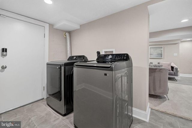 3151 NEWTON ST NE, Washington, DC 20018