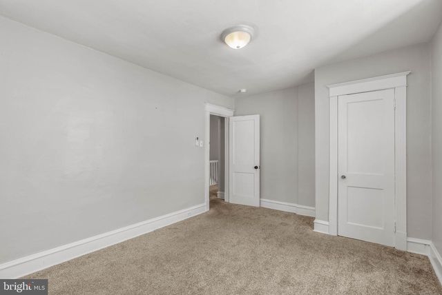 11 OAKLEY RD, Upper Darby, PA 19082