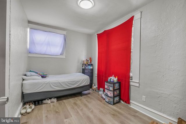 11 OAKLEY RD, Upper Darby, PA 19082