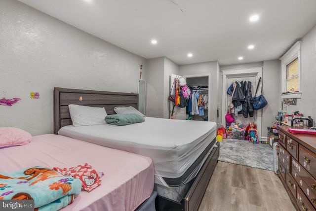 11 OAKLEY RD, Upper Darby, PA 19082