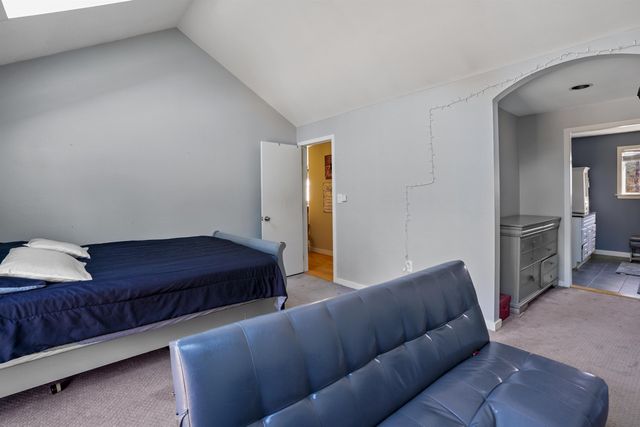 417 Candia Road, Chester, NH 03036