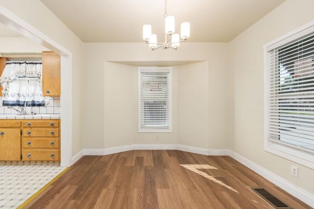 1816 N Vagedes Avenue, Fresno, CA 93705