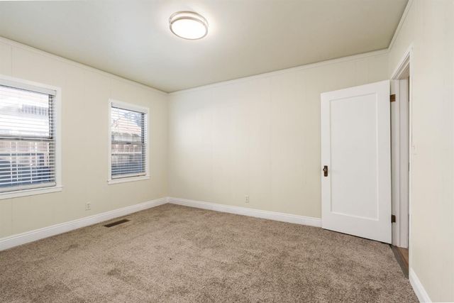 1816 N Vagedes Avenue, Fresno, CA 93705