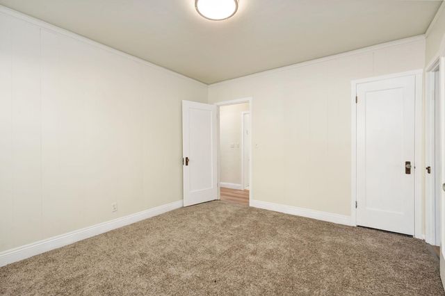 1816 N Vagedes Avenue, Fresno, CA 93705