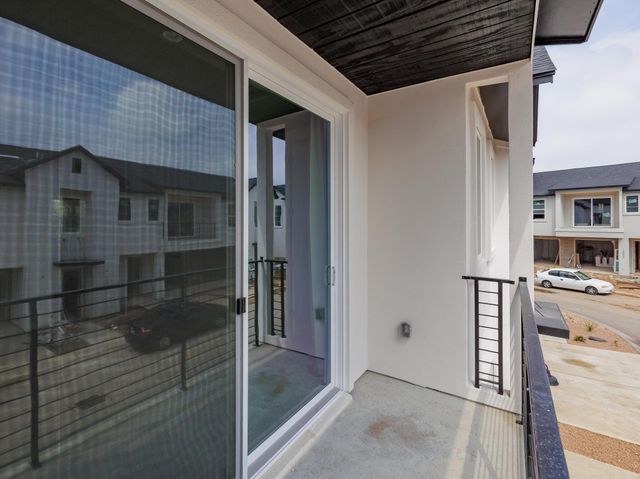 12001 Vista Parke DR 1204, Austin, TX 78726