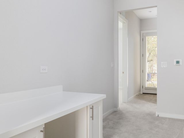 12001 Vista Parke DR 1204, Austin, TX 78726