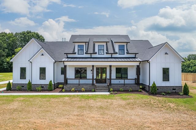 1234 Polk Ln, Columbia, TN 38401
