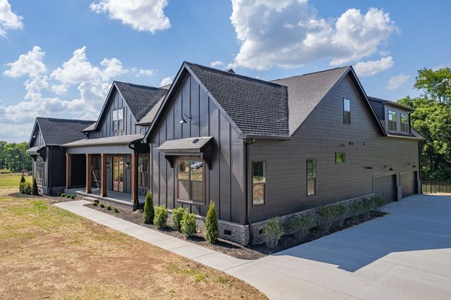 1234 Polk Ln, Columbia, TN 38401