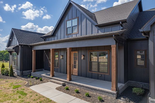 1234 Polk Ln, Columbia, TN 38401