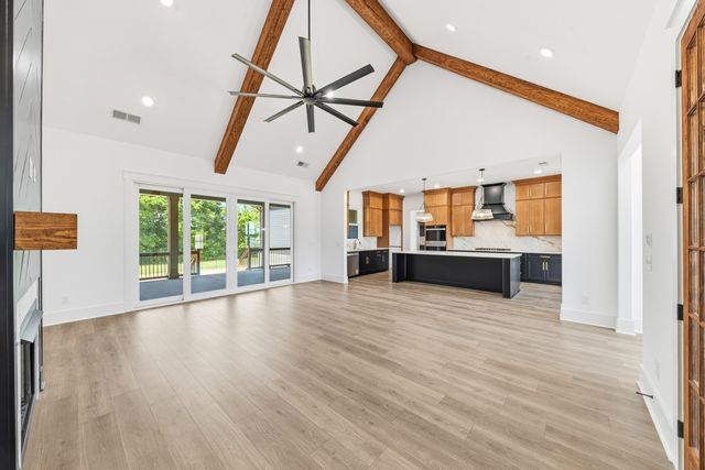 1234 Polk Ln, Columbia, TN 38401