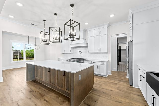 1234 Polk Ln, Columbia, TN 38401