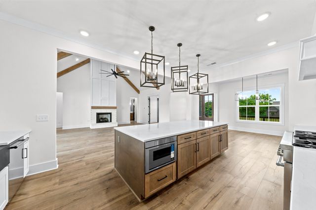 1234 Polk Ln, Columbia, TN 38401