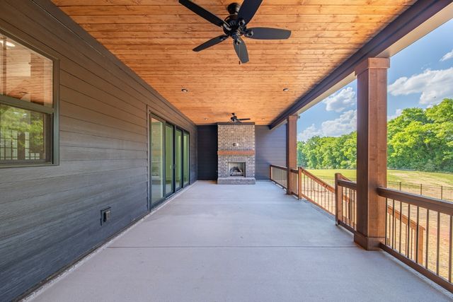 1234 Polk Ln, Columbia, TN 38401