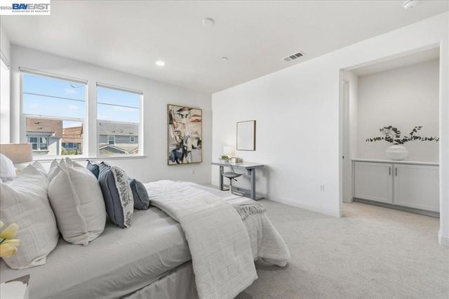 4527 Pine Mountain Way, Dublin, CA 94568