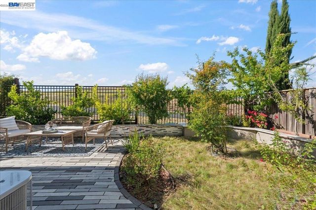 4527 Pine Mountain Way, Dublin, CA 94568