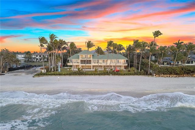 30 3rd AVE S, Naples, FL 34102