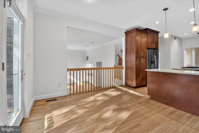 5516 THORNBUSH CT, Bethesda, MD 20814