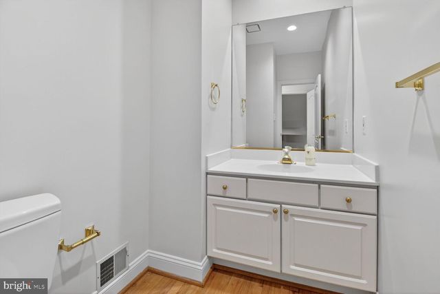 5516 THORNBUSH CT, Bethesda, MD 20814