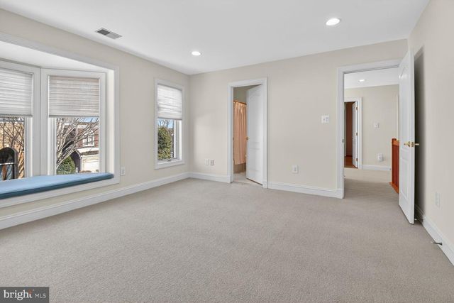 5516 THORNBUSH CT, Bethesda, MD 20814