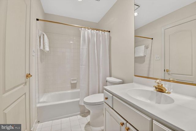 5516 THORNBUSH CT, Bethesda, MD 20814