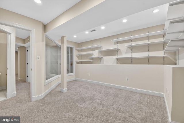 5516 THORNBUSH CT, Bethesda, MD 20814