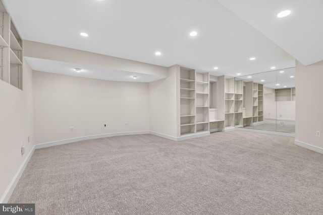 5516 THORNBUSH CT, Bethesda, MD 20814