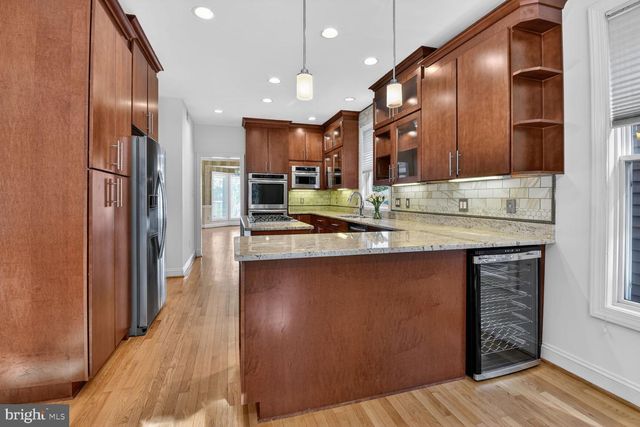 5516 THORNBUSH CT, Bethesda, MD 20814