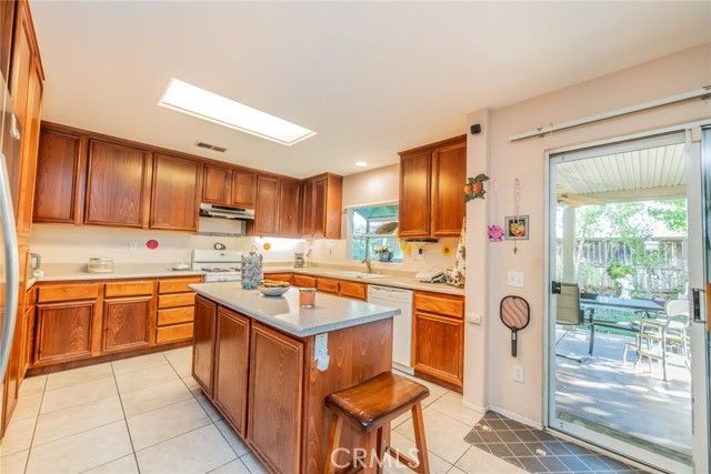 838 Classic Avenue, Beaumont, CA 92223