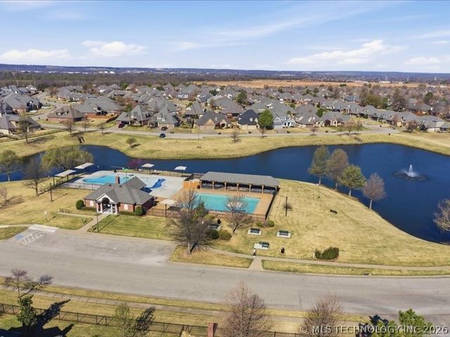 307 W 128th Street S, Jenks, OK 74037