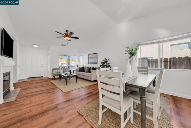 1971 Glarner St, Hollister, CA 95023