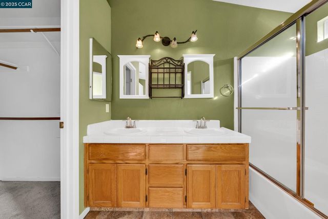 1971 Glarner St, Hollister, CA 95023