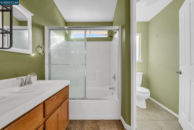 1971 Glarner St, Hollister, CA 95023