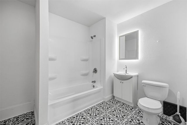 1410 7th Avenue SE, Cedar Rapids, IA 52403