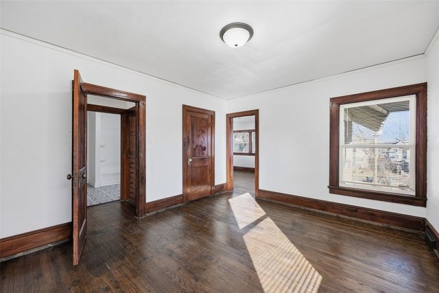 1410 7th Avenue SE, Cedar Rapids, IA 52403