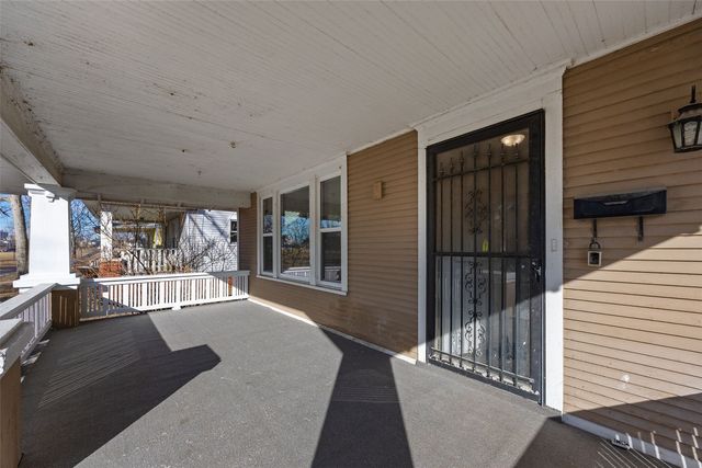 1410 7th Avenue SE, Cedar Rapids, IA 52403