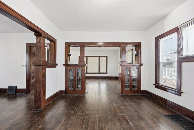 1410 7th Avenue SE, Cedar Rapids, IA 52403