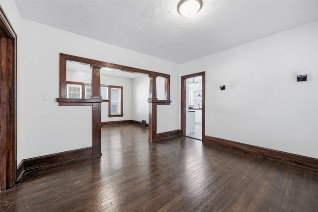 1410 7th Avenue SE, Cedar Rapids, IA 52403